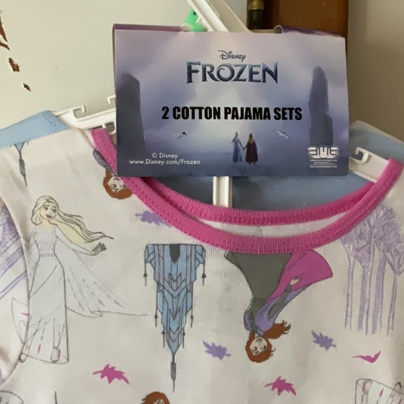 2 pairs of girls Disney pjs 8 - Picture 3 of 4